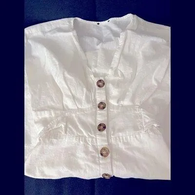 In good condition small mini dress. No flaws noted. - Image 4