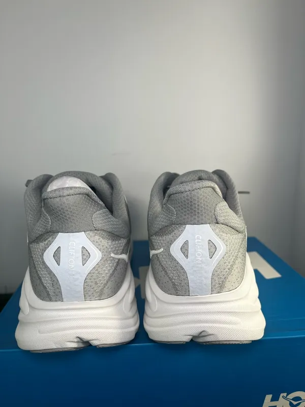 Hoka Clifton 10 Wide Men’s Running Shoes Gray White STLLR Size 8 2E Wide New w/ Box - Image 4