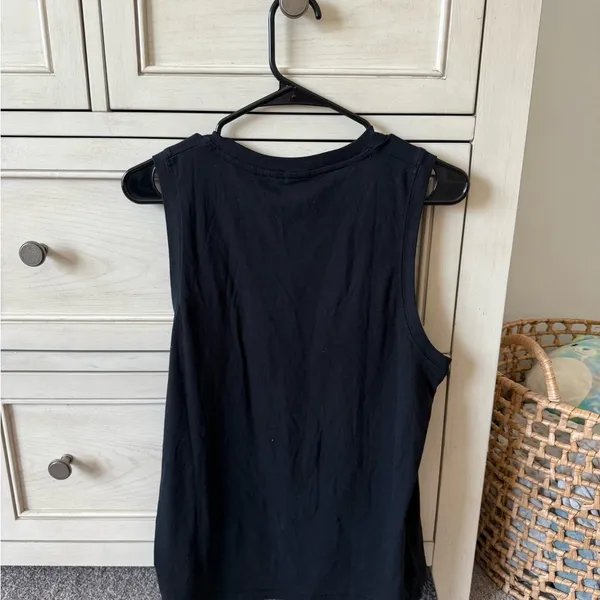 Fabletics Black Muscle Tee - Image 2