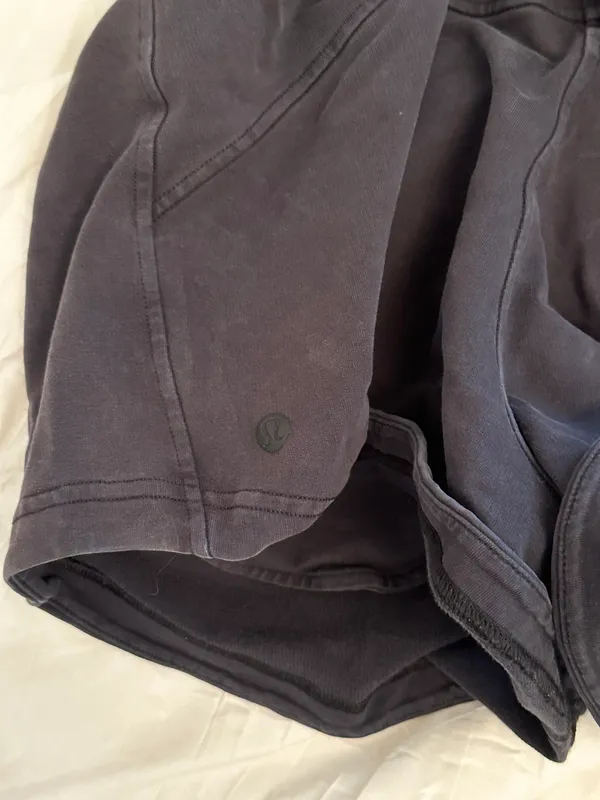 Lululemon shorts - Image 4