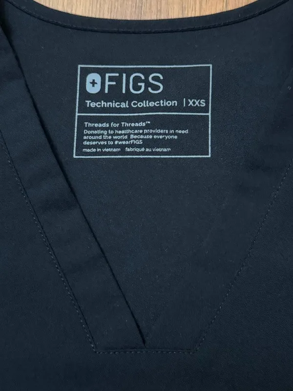 Like New Figs Black Casma XXS Scrub Top Women - Image 4