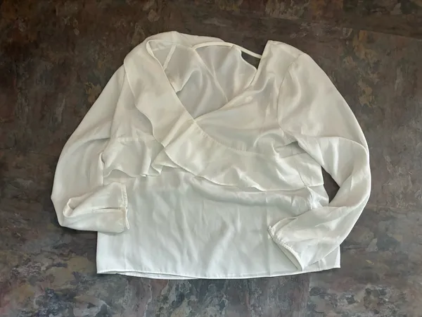 Vestique White Ruffle Top - Image 2
