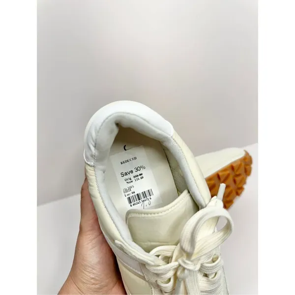 J/Slides Sneakers Size 6 Cream Leather Lifestyle Athletic and Training Shoes NEW - Image 10