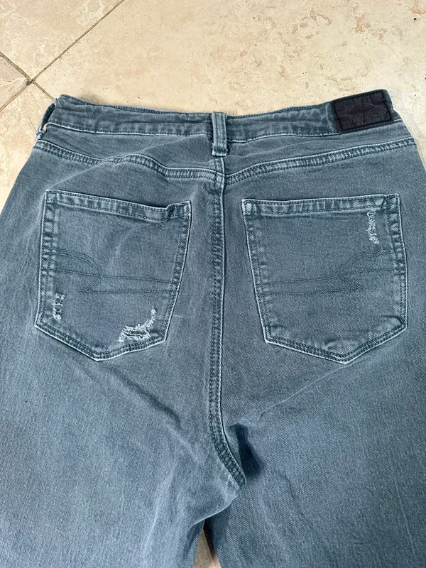 American Eagle Outfitters Stretch Mom Jeans - Image 4