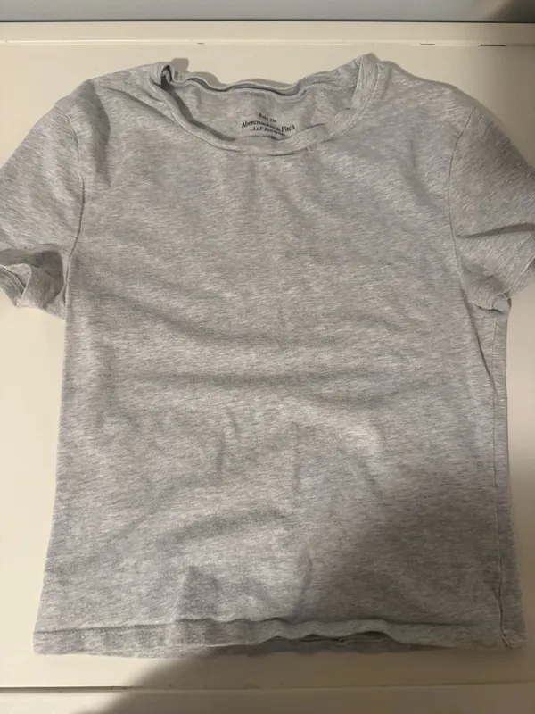 abercrombie baby tee - Image 2