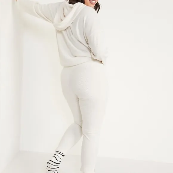 Old Navy High-Waisted Cozy Rib-Knit Lounge Leggings Creme de La Creme Size M - Image 5