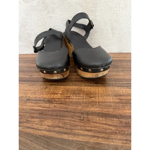 Five Worlds by Cordani Black Platform Wood Sole Studded Clogs Size 9 US 40 - Image 5
