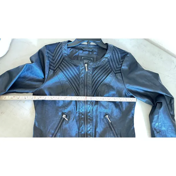 Buckle Black Motorcycle Grunge biker faux leather zip up jacket sz Medium - Image 9