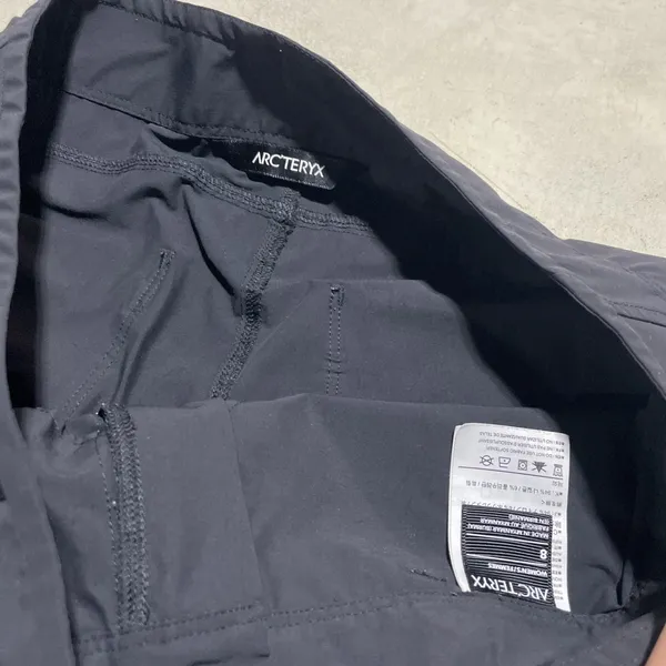 Arcteryx Nylon Stretch Quick Dry Hiking Shorts Women's Size 8 Black Camping - Image 5