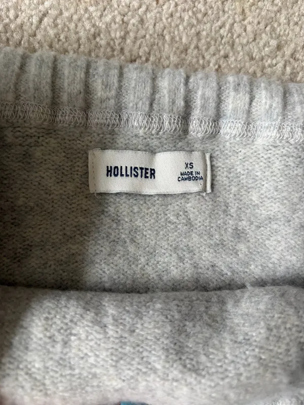 Hollister Sweater - Image 3