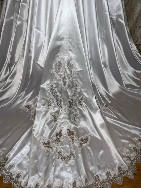 Beautiful Vintage 90s Beau Crystal White Satin Wedding Gown - Image 5