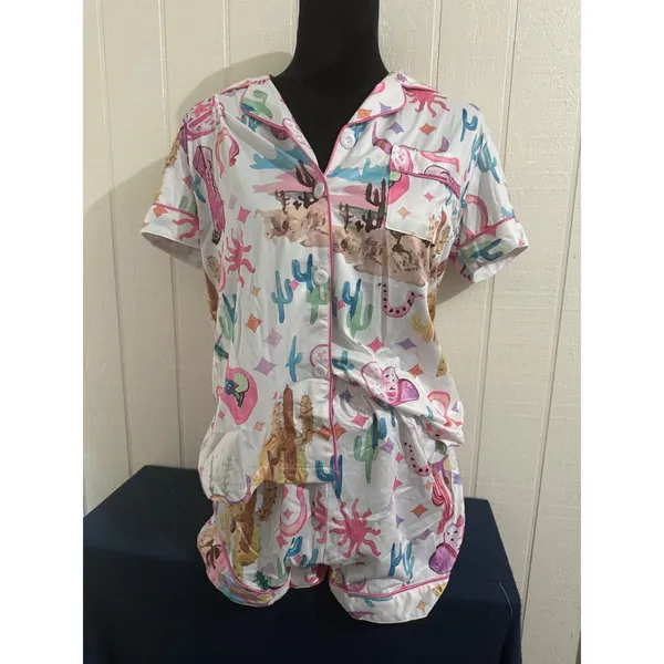 NIB Western Desert Pajama Set Short Sleeve Button Down Shorts Pastel Small - Image 2