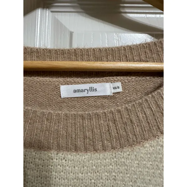 Amaryllis women's patchwork oversized boat neck‎ sweater size Xs/S Brown - Image 2