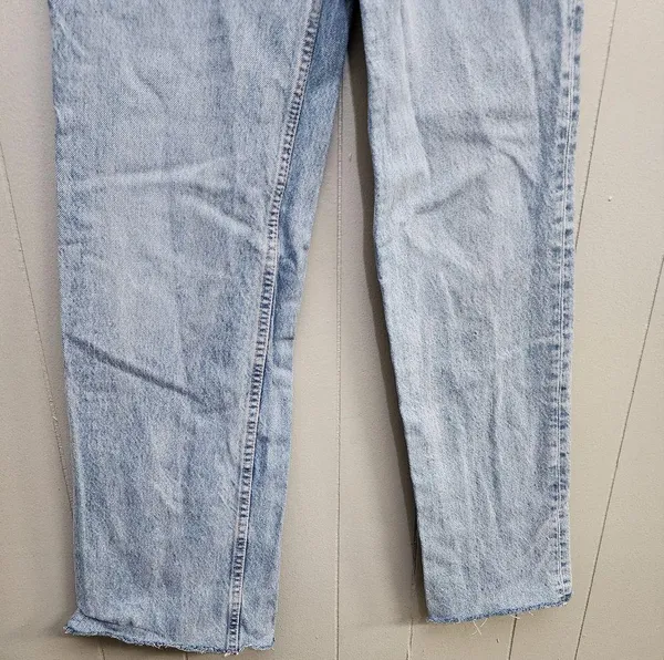 Zara High Rise 90s Jeans - Image 3