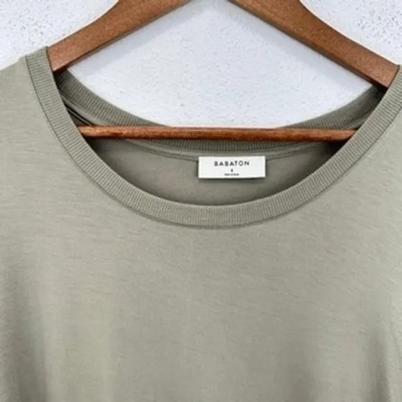 Aritzia Babaton Tunic Top Sage Green 3/4 Sleeve Round Neck‎ Casual Relaxed Chic - Image 3