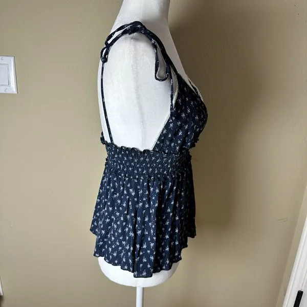 SYSTEMACTION Navy Blue Print Lace Trim Peplum Top Size Medium - Image 6
