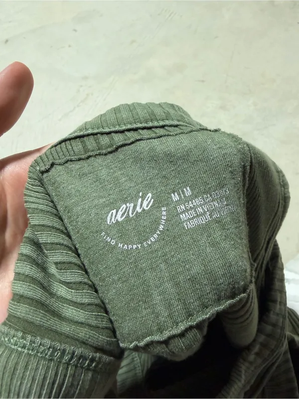 Aerie Ribbed Knit Tank Top Olive Green medium - Image 6