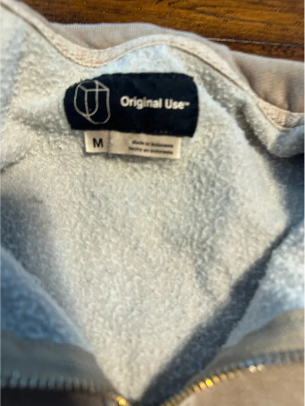 Original Use 3/4 zip up sweatshirt sz M - Image 3