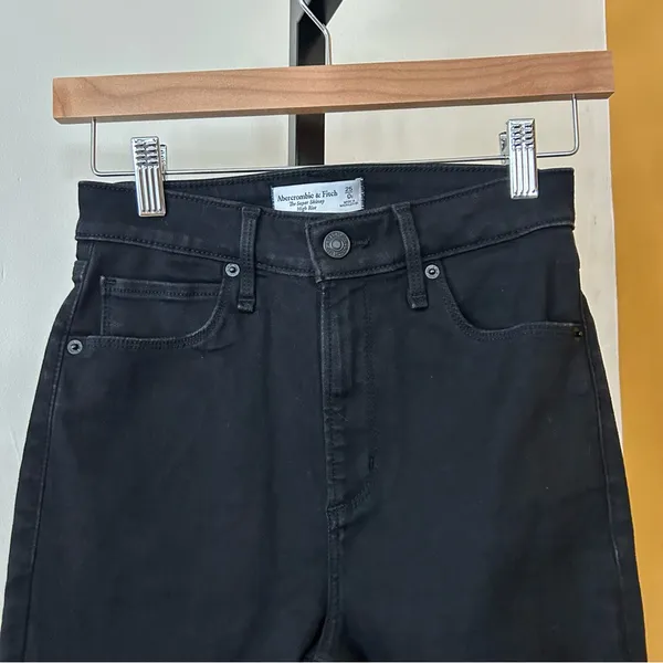 Abercrombie & Fitch Super Skinny High Rise Jeans‎ Black Denim Size 25 / 0 Short - Image 4