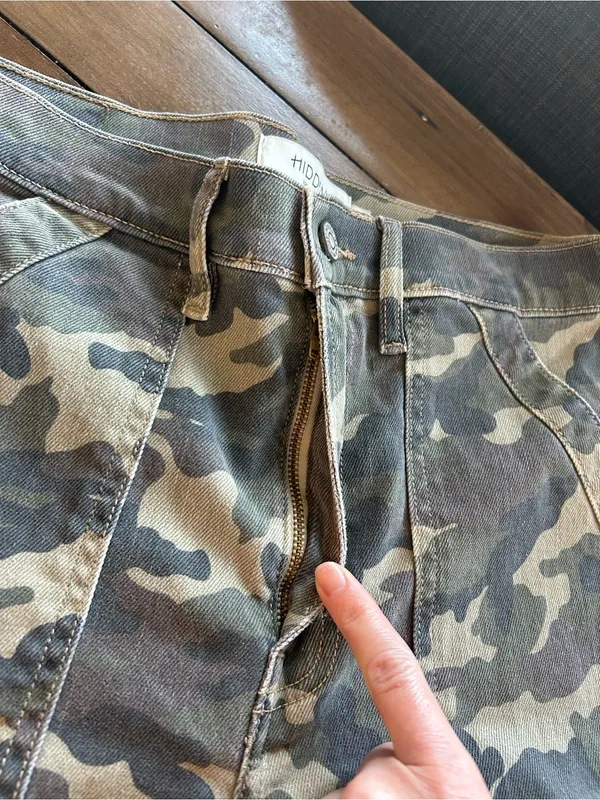 NWOT Hidden Jeans Camo Cargo Pants Green Brown 29 - Image 9