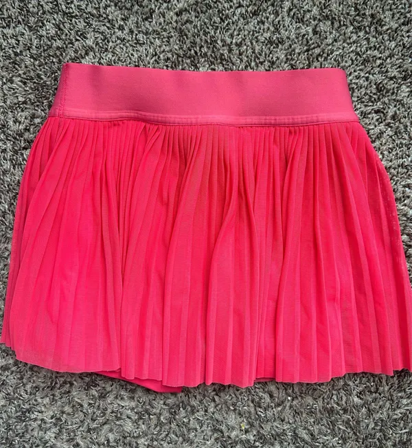 Lululemon pink tulle skirt  - Image 3