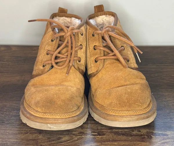 UGG Women's Neumel Chestnut Lace Up Boot - size 9 - Image 5