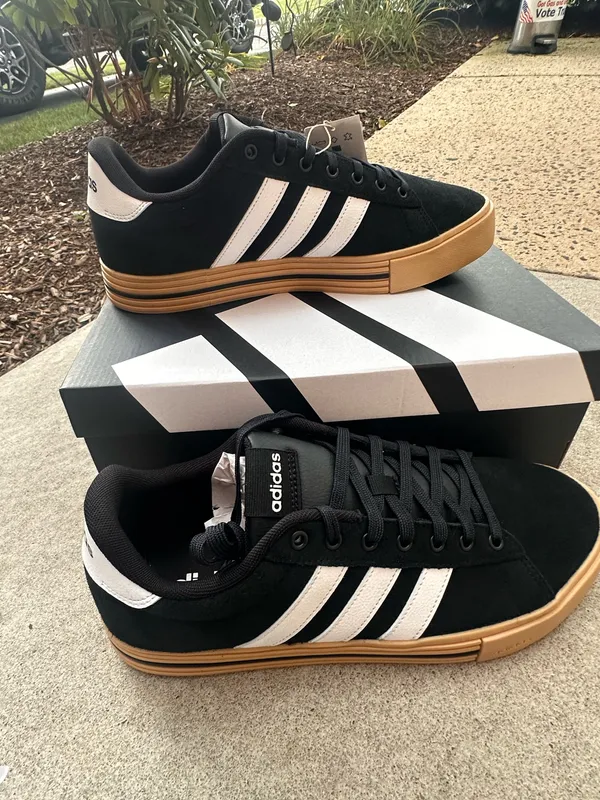 Men’s Adidas Sneakers Black daily 4.0 - Image 6