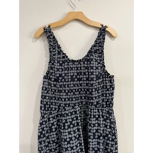Universal Thread Navy Blue‎ Floral White Smocked Cotton Midi Dress Size Large - Image 4