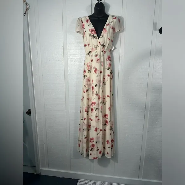 Lulus Cream Floral Flutter Sleeve Maxi Dress Size XS EUC - Image 2