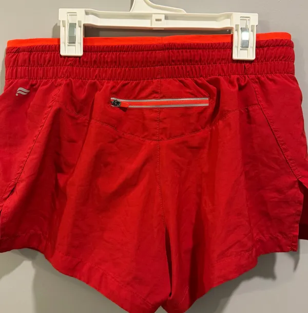Fabletics Breathe Mid-Rise Run Shorts 3.5” Lipstick Red - Image 6