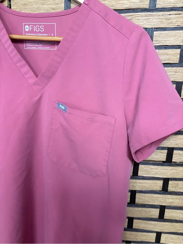 Figs mauve pink technical collection scrub top size small - Image 3