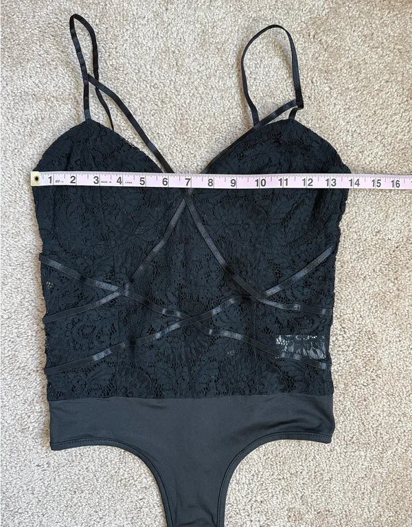 NWOT Missguided Harness Black Lace Cami Bodysuit. Size 2 - Image 8