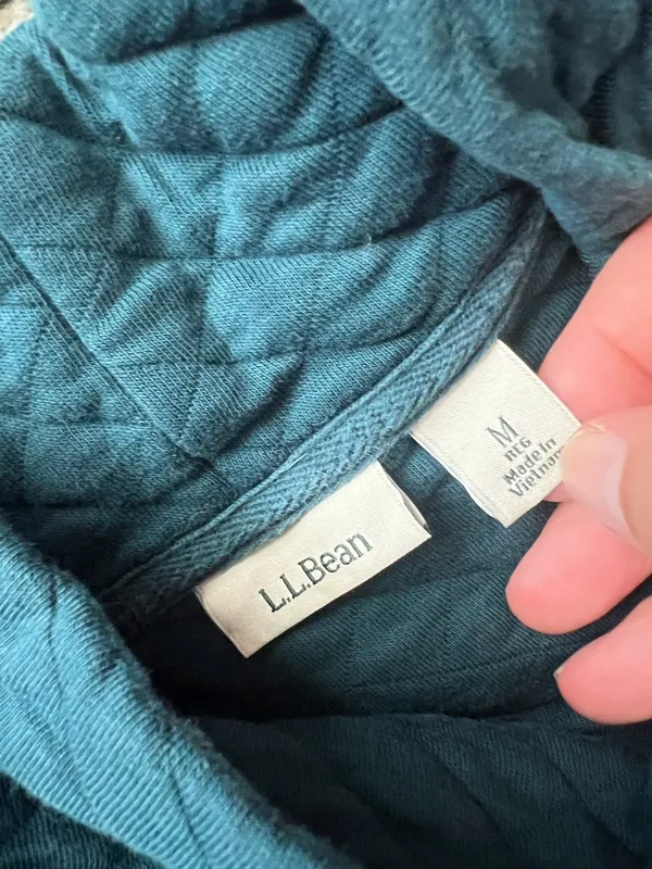 LL‎ Bean medium pullover Blue - Image 8
