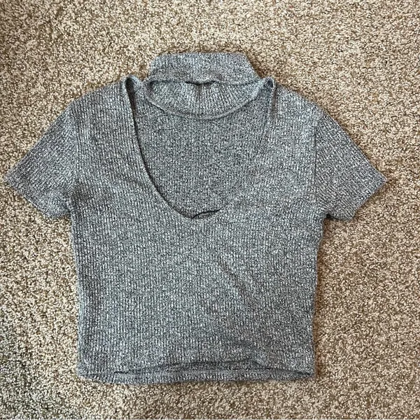 Garage Back Cut Out Stretchy Short Sleeve Shirt Size Large - Image 5
