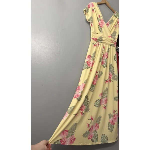 IMAN Maxi Dress Size Medium Petite Yellow Tropical Floral Summer Vacation Resort - Image 4