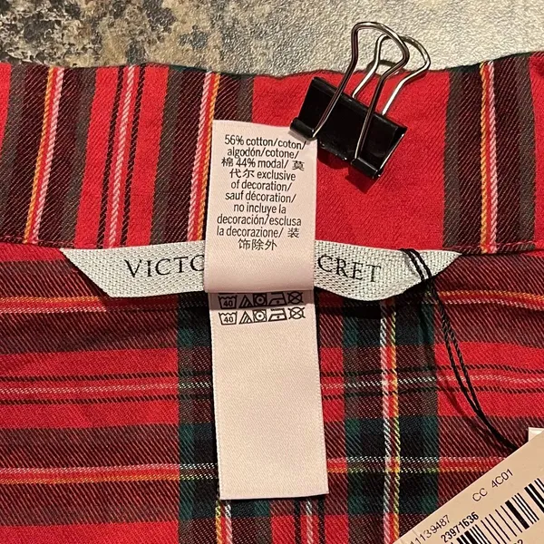 NWT Victorias Secret Pajama Top Cottage Dark Academia Button Up Plaid Red Medium - Image 4