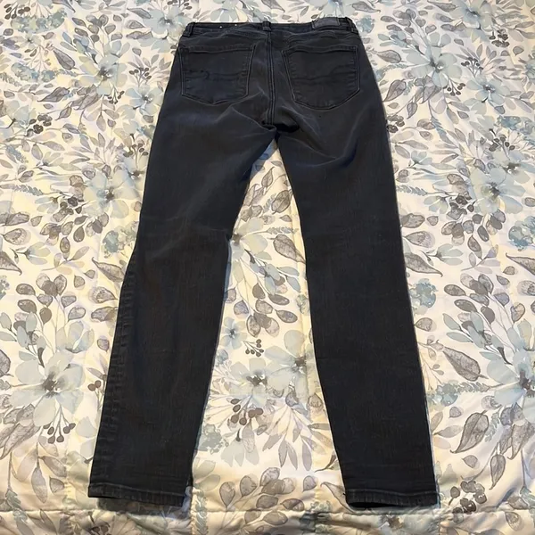 America Eagle Next Level Stretch Black Distressed Jeans Size 2 - Image 7