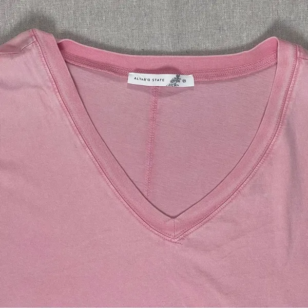 Altar’d State | NWOT Pink Amelia Oversized Cropped Tee | Medium - Image 4