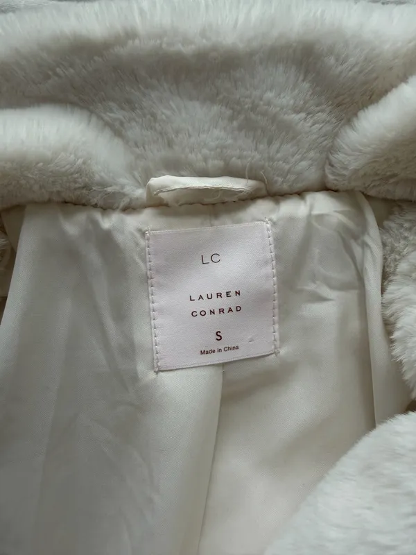 Lauren Conrad Fluffy white jacket - Image 3