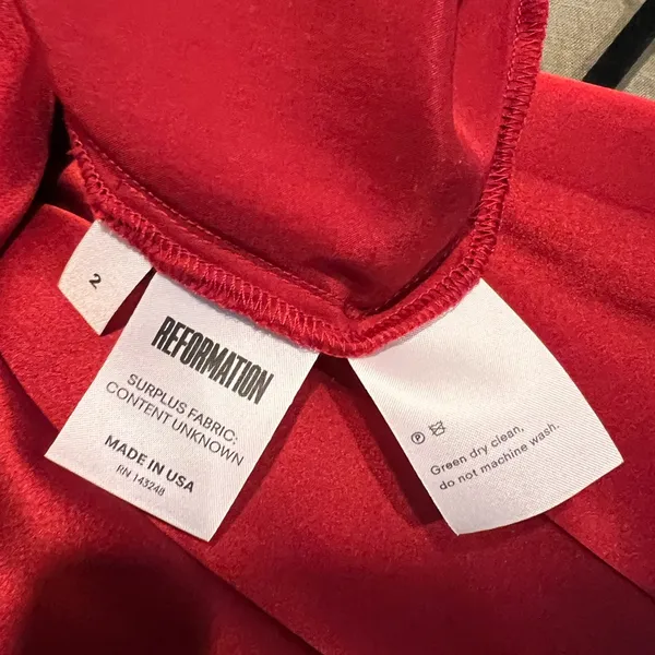 Reformation Red Satin Maxi Dress Slip Dress Cowl Neck Open Back Size 2 - Image 5