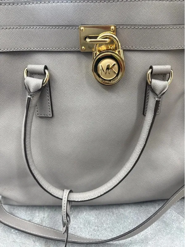 Michael Kors large purse - Image 3