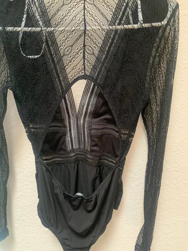 Lulus Bodysuit - Image 4