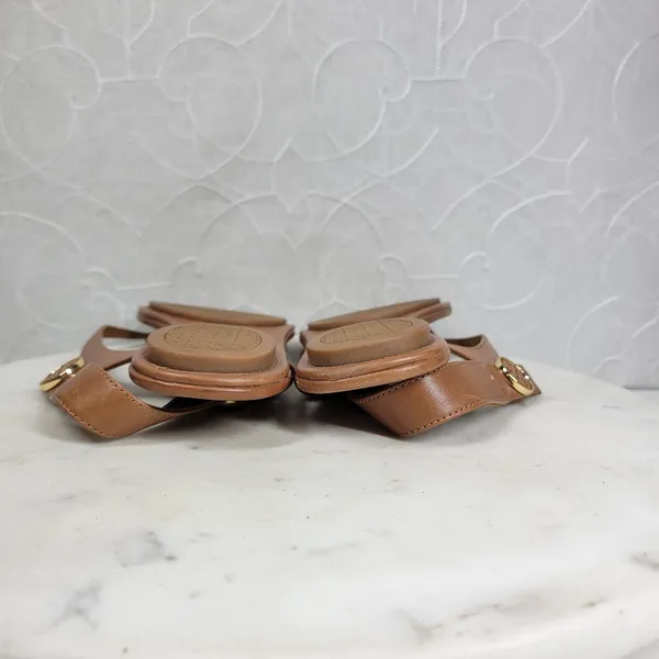Tory Burch Minnie Leather Thong Sandals 9.5 Tan Gold Logo Medallion Flats Summer - Image 12