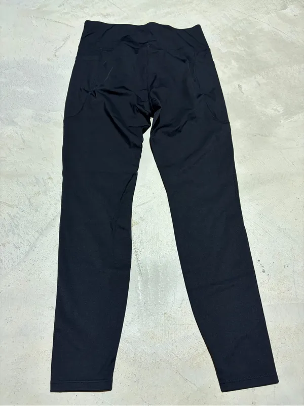 Halara NWT women’s black leggings large - Image 8