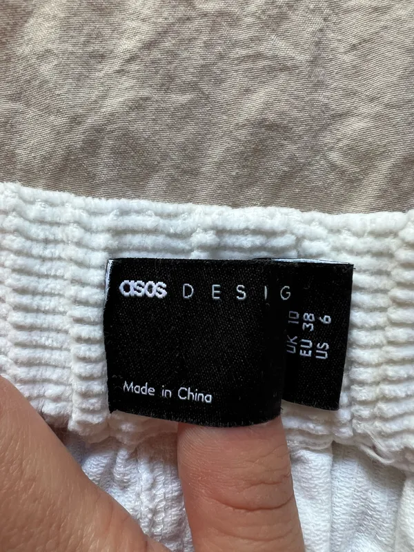 Asos white corduroy mini skirt with pockets - Image 4