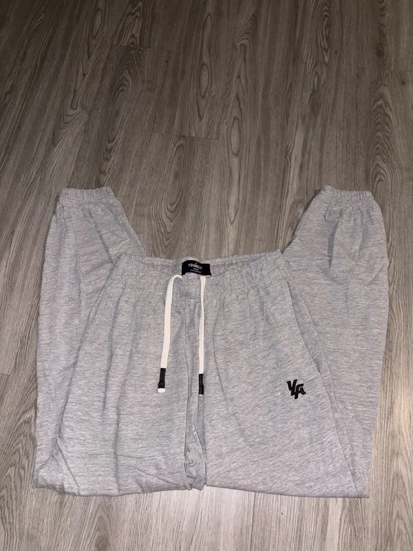 Young LA Gray Heather Sweatpants Size M - Image 4