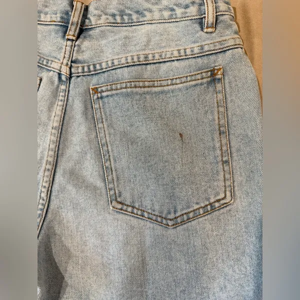Vintage RIO‎ High-Waisted Denim Shorts – Size 11 - Image 10