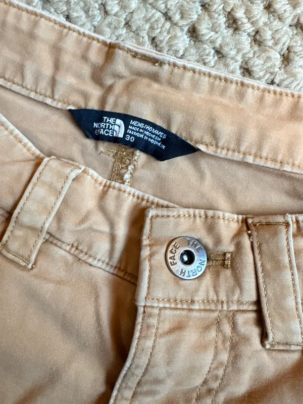 north face khaki shorts - Image 4
