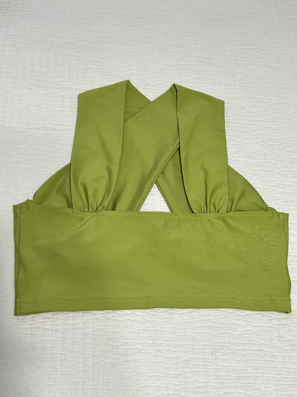 Crop Top Green Size M - Image 3