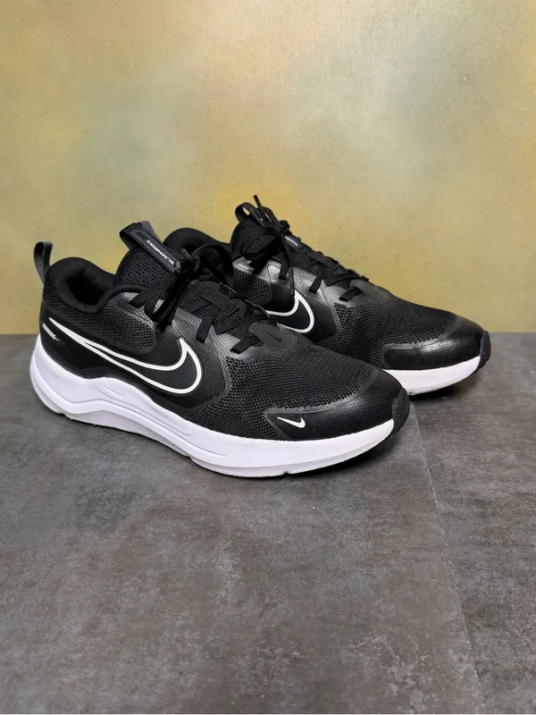 Nike Cosmic HM4402-003 Black/White Women's Sneakers Size 7.5-8 - Image 3